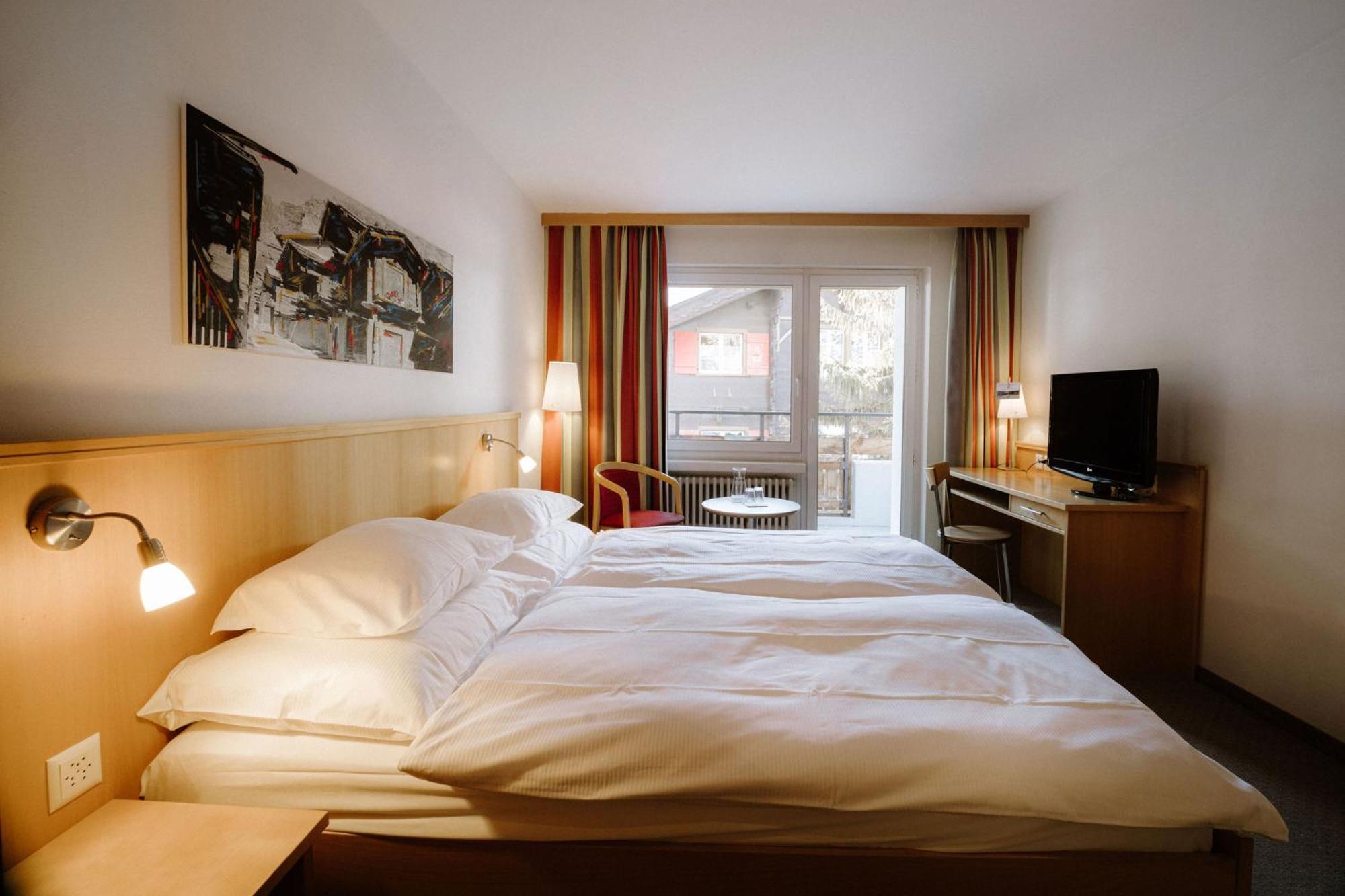 Alpine Hotel Perren Zermatt Buitenkant foto