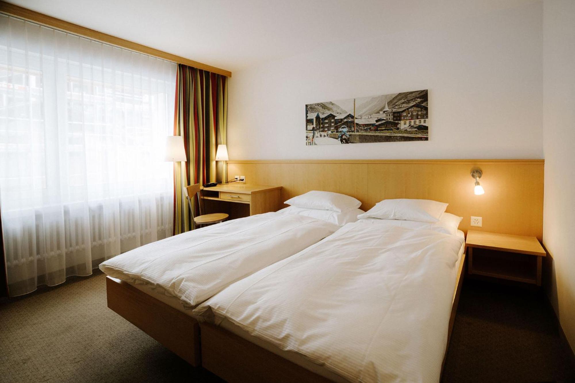 Alpine Hotel Perren Zermatt Buitenkant foto