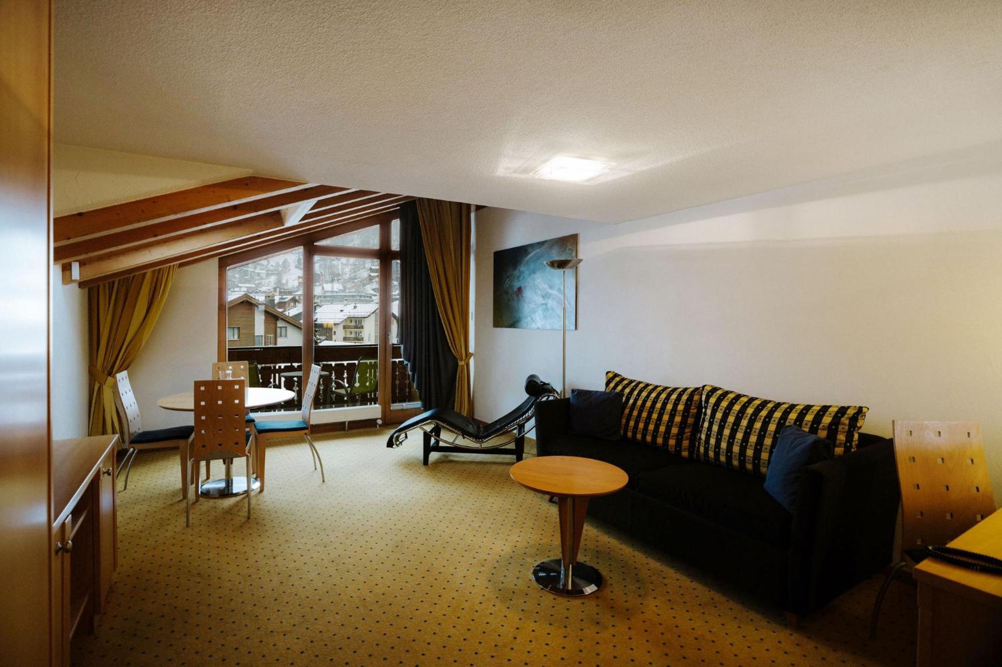 Alpine Hotel Perren Zermatt Buitenkant foto