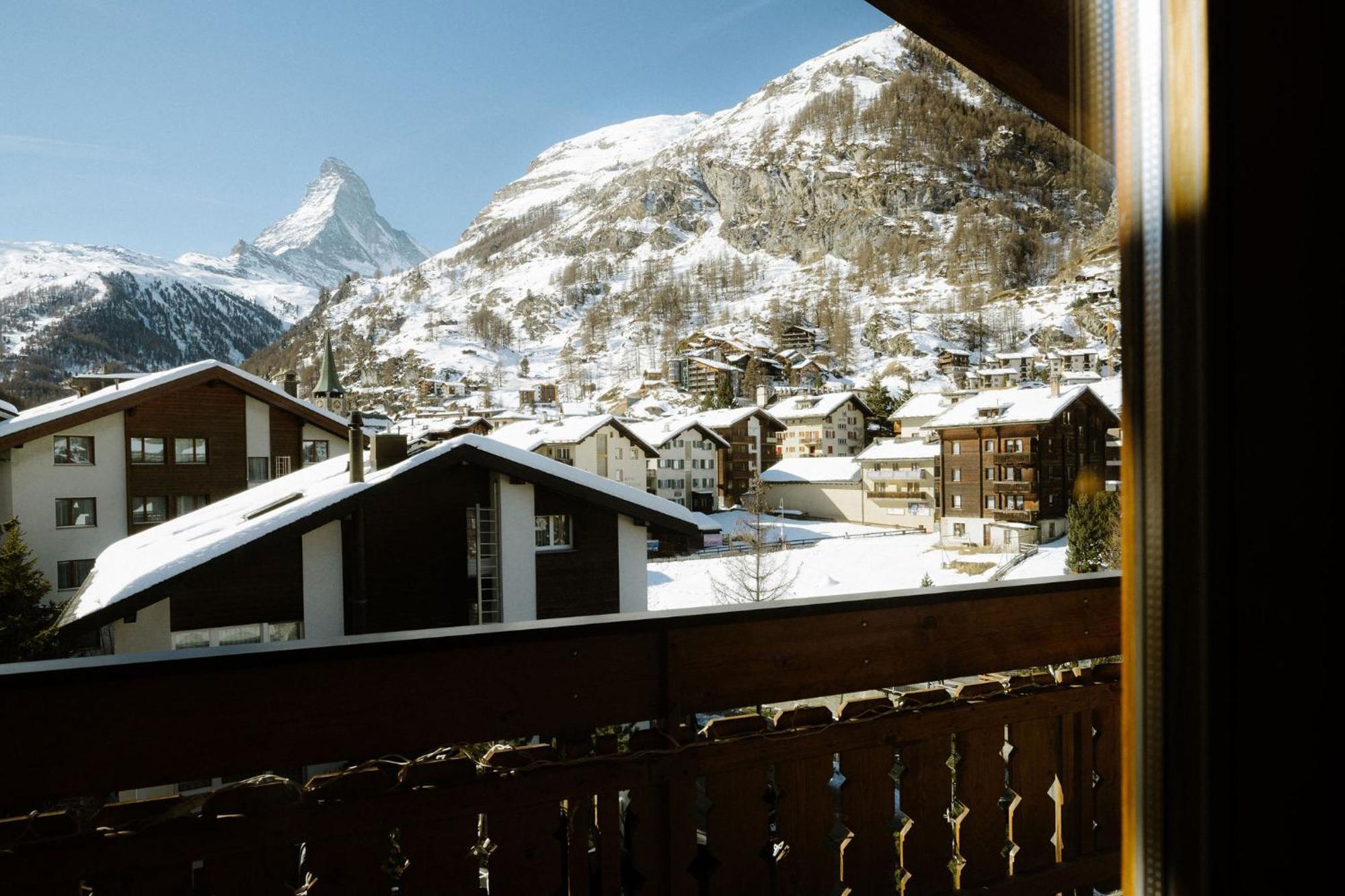 Alpine Hotel Perren Zermatt Buitenkant foto
